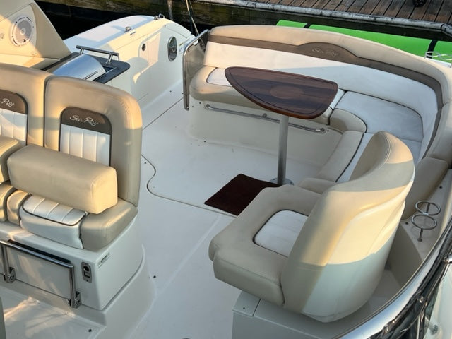 Luxury 40ft Yacht - Sea Ray Sundancer