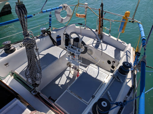 Chicago Performance Sailboat Charter – Peterson 34 Mackinac Racer