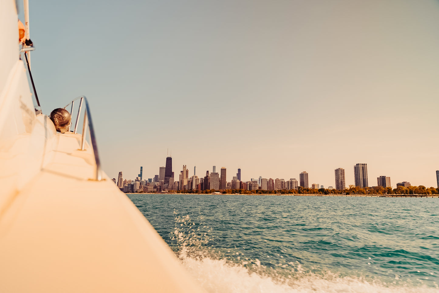 Luxury 40ft Yacht - Sea Ray Sundancer