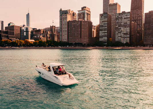 Luxury 40ft Yacht - Sea Ray Sundancer