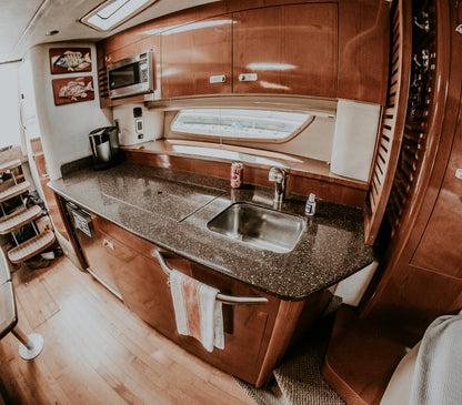 Luxury 40ft Yacht - Sea Ray Sundancer
