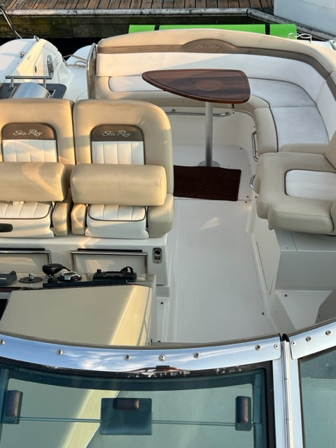 Luxury 40ft Yacht - Sea Ray Sundancer